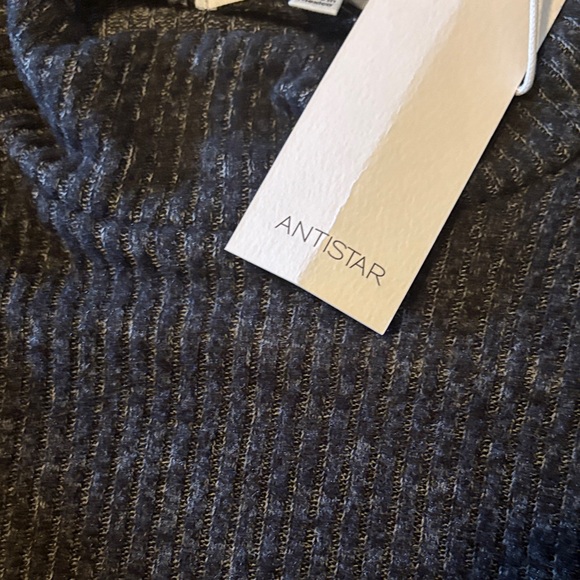 NWT Black Ribbed Women's Sweater - Picture 3 of 4